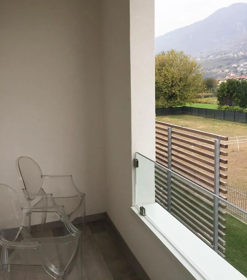 Bed & Breakfast Art B&B Design Costa Volpino
