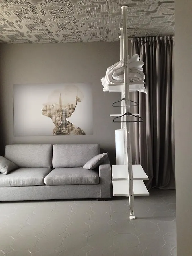 Art B&B Design Costa Volpino Bed & Breakfast