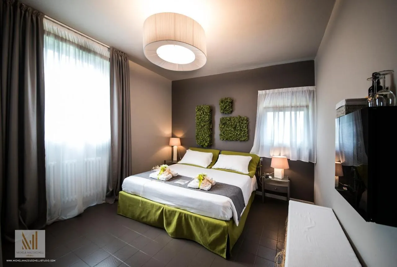 Bed & Breakfast Art B&B Design Costa Volpino