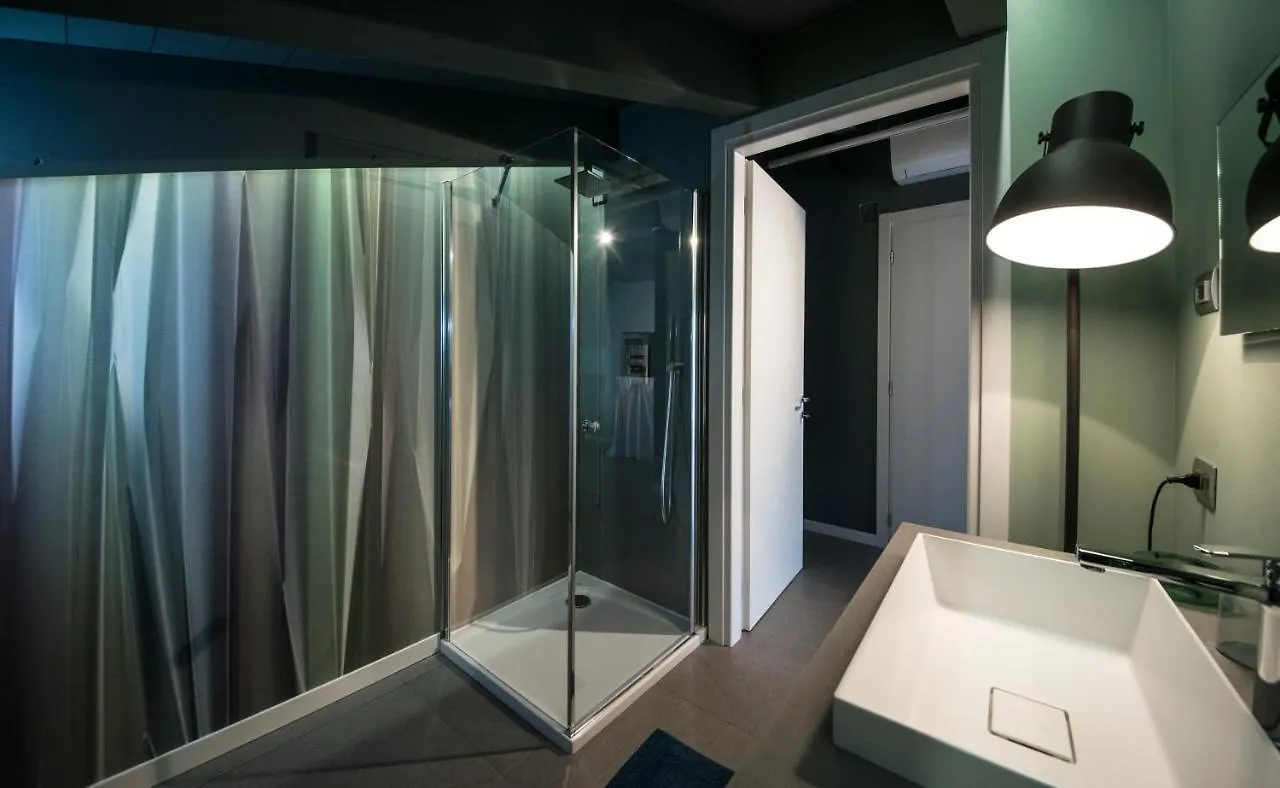 לינה וארוחת בוקר קוסטה וולפינו Art B&B Design